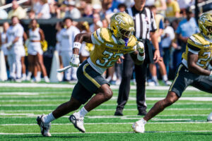 Jackets Travel to Stanford for A Late Night ACC Battle
